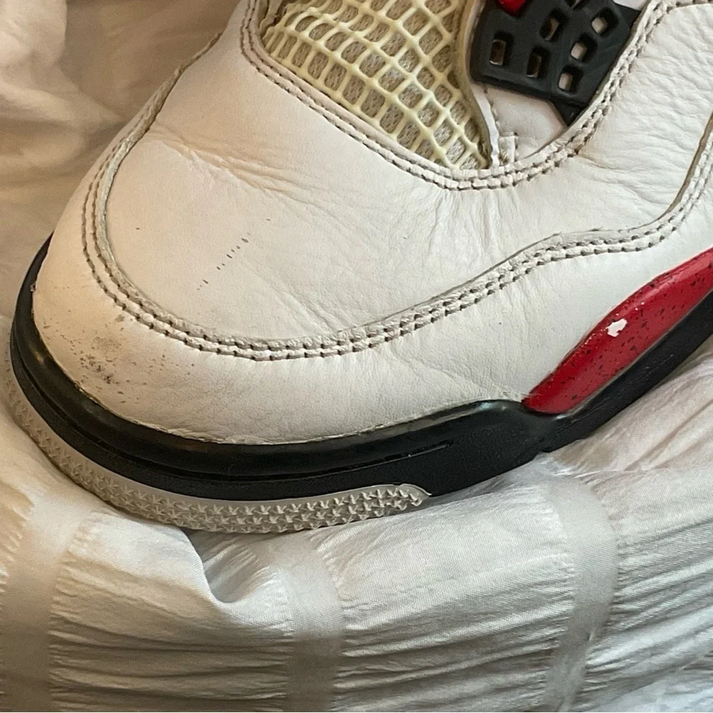 Nike Air Jordan 4 Retro White/Red (Fire Red Style) – Men’s 7.5